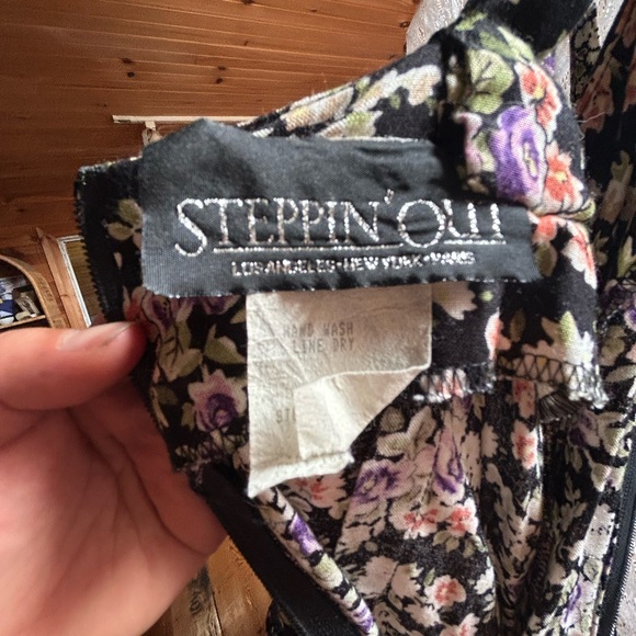 Floral Black Wrap Midi vintage dress - Picture 3 of 3